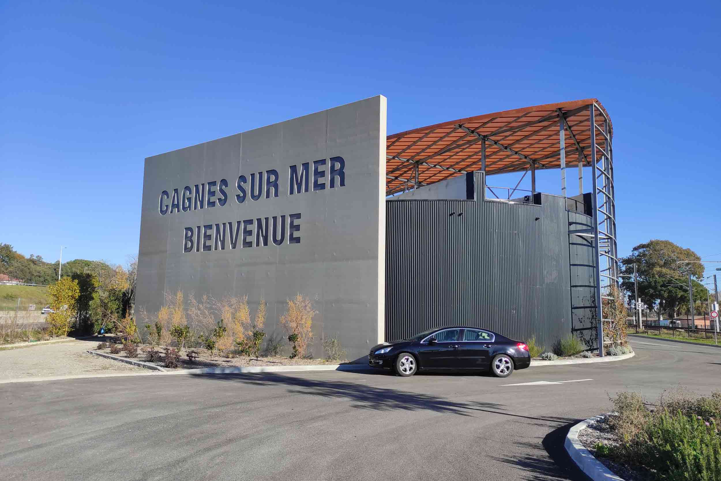 STATION D’ÉPURATION CHARPENTE METALLIQUE MENUISERIES (Cagnes-sur-mer) - ABB Construction